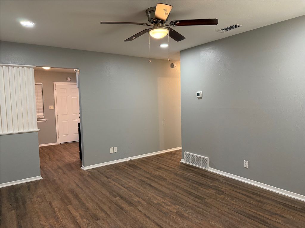 2511 Normont Circle, Fort Worth, TX 76103