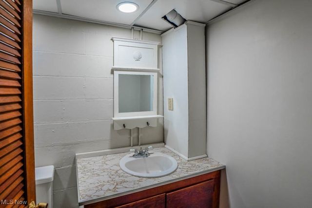 1715 Jackson Avenue NW, Massillon, OH 44646