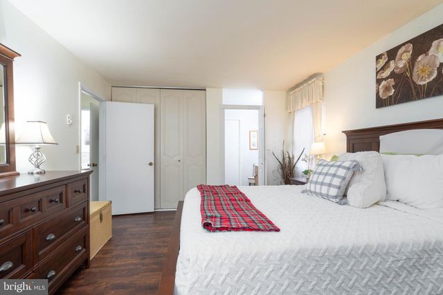 186 DORCHESTER DR, Southampton, NJ 08088