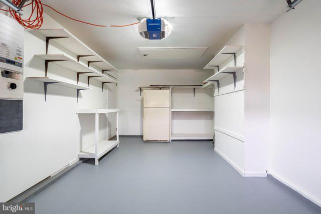 186 DORCHESTER DR, Southampton, NJ 08088