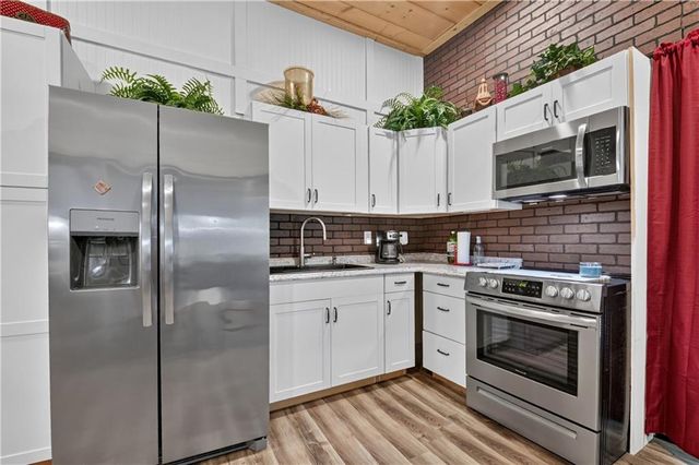 2086 Burnt Mountain Road, Ellijay, GA 30536