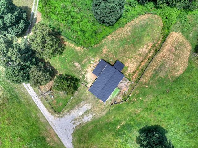 2086 Burnt Mountain Road, Ellijay, GA 30536