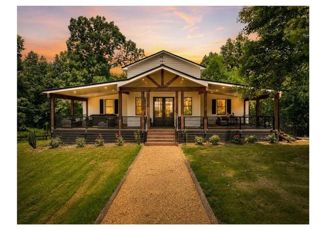 2086 Burnt Mountain Road, Ellijay, GA 30536