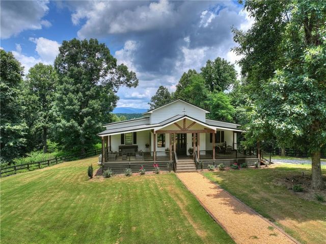 2086 Burnt Mountain Road, Ellijay, GA 30536