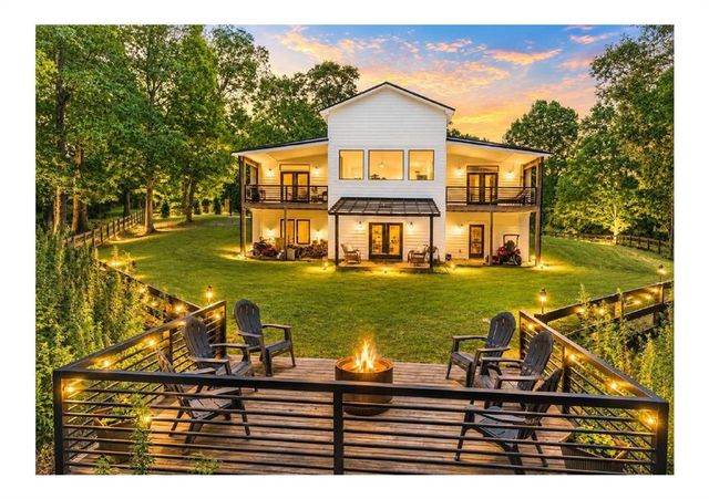 2086 Burnt Mountain Road, Ellijay, GA 30536