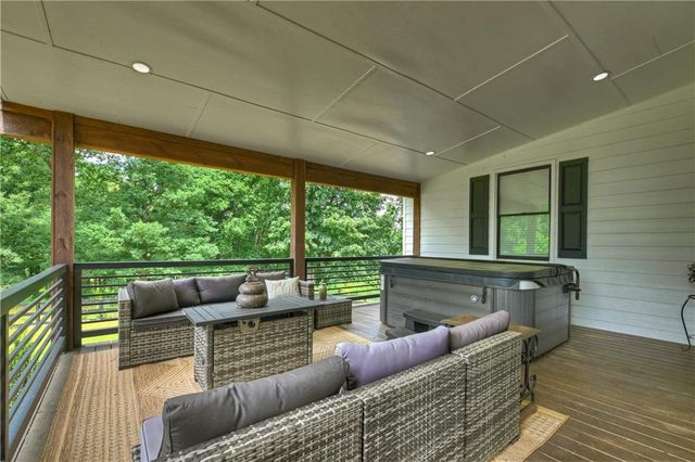 2086 Burnt Mountain Road, Ellijay, GA 30536