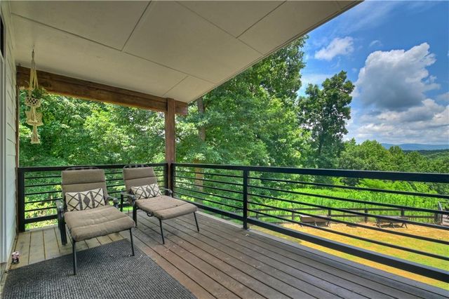2086 Burnt Mountain Road, Ellijay, GA 30536