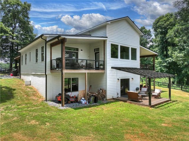 2086 Burnt Mountain Road, Ellijay, GA 30536
