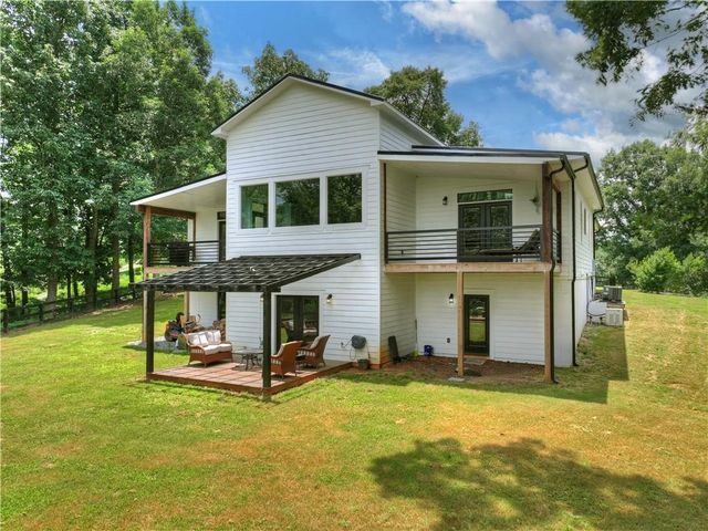 2086 Burnt Mountain Road, Ellijay, GA 30536