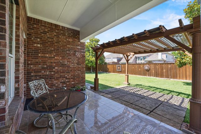 207 Leonard Way, Fate, TX 75087