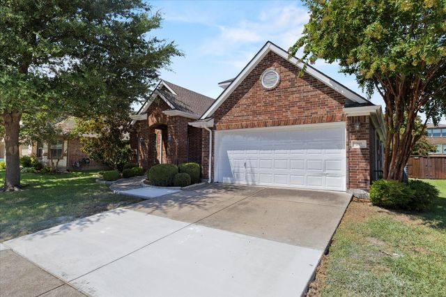 207 Leonard Way, Fate, TX 75087