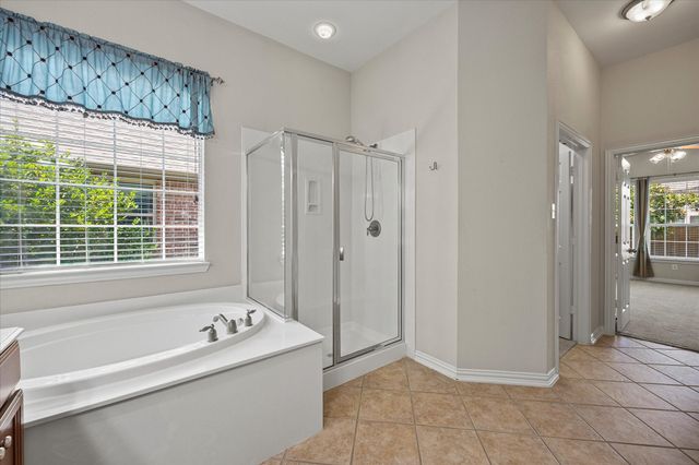 207 Leonard Way, Fate, TX 75087