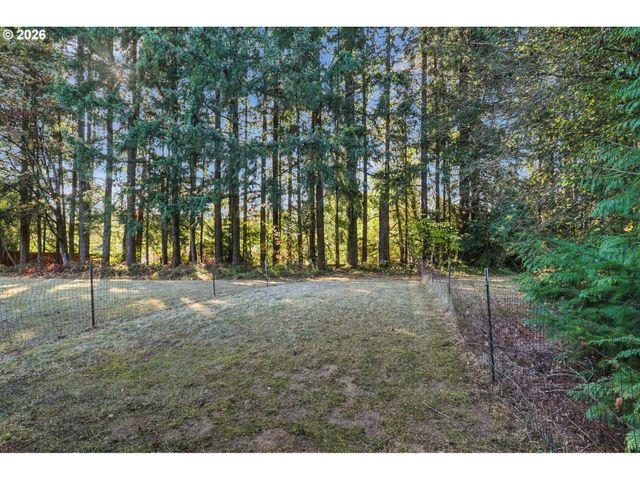 3044 Nw LAKE Rd, Camas, WA 98607