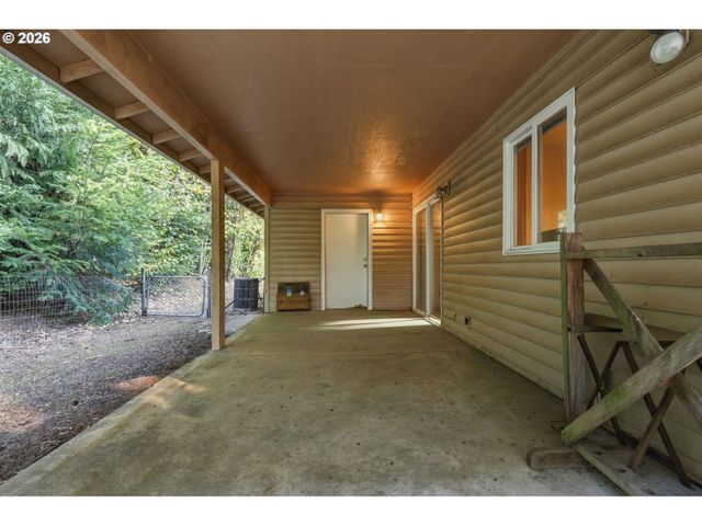 3044 Nw LAKE Rd, Camas, WA 98607