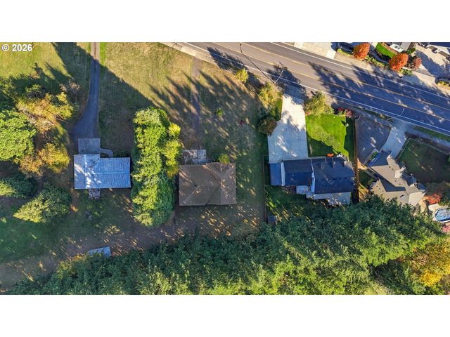 3044 Nw LAKE Rd, Camas, WA 98607