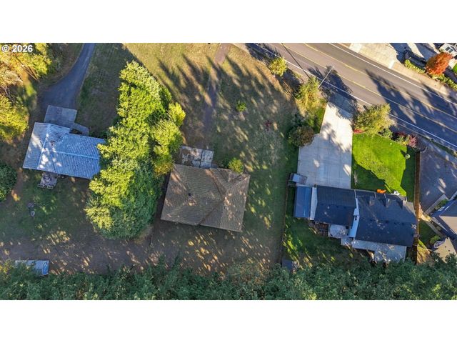 3044 Nw LAKE Rd, Camas, WA 98607