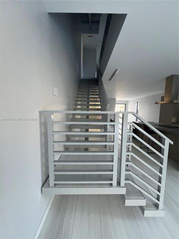 1533 SW 22 terrace, Miami, FL 33145