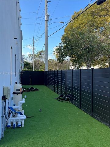 1533 SW 22 terrace, Miami, FL 33145