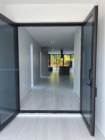 1533 SW 22 terrace, Miami, FL 33145