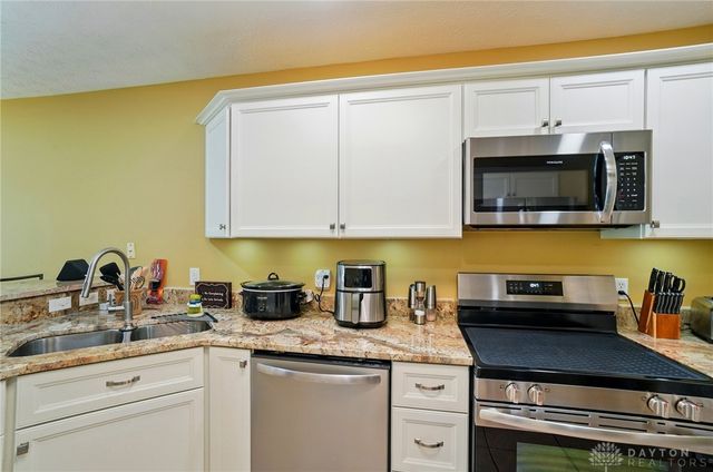 731 Waldsmith Way, Vandalia, OH 45377