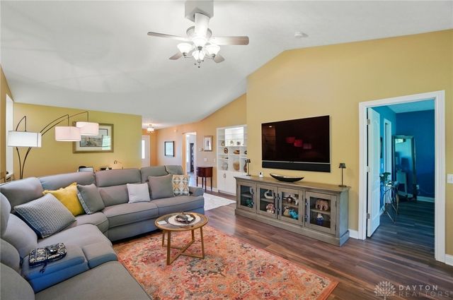731 Waldsmith Way, Vandalia, OH 45377