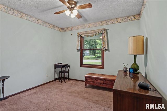 2633 Lemont Drive, Springfield, IL 62704