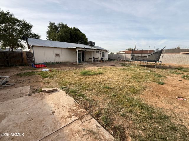 6624 W COLUMBUS Avenue, Phoenix, AZ 85033