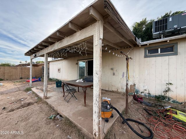 6624 W COLUMBUS Avenue, Phoenix, AZ 85033