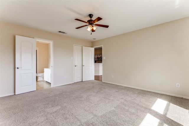 725 Redwing Drive, Saginaw, TX 76131