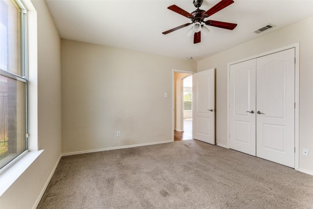 725 Redwing Drive, Saginaw, TX 76131