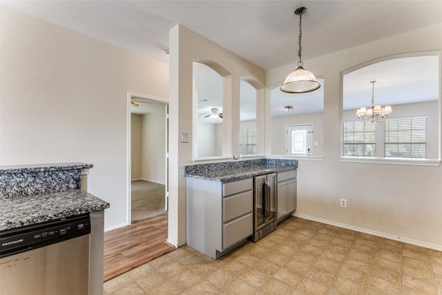 725 Redwing Drive, Saginaw, TX 76131