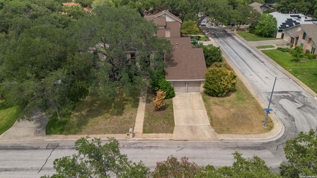 9102 Serene Creek Dr, San Antonio, TX 78230