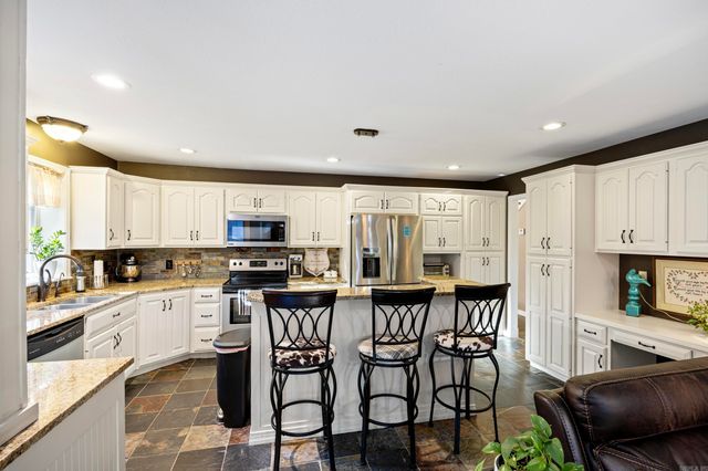 211 Park Road, Russellville, AR 72801