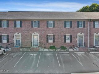 1203 East 8th Avenue, 3, Johnson City, TN 37601