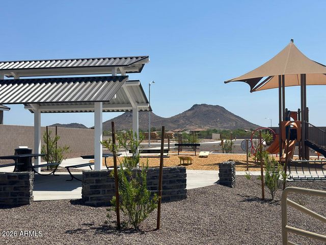 7930 W DESERT SPOON Drive, Peoria, AZ 85383