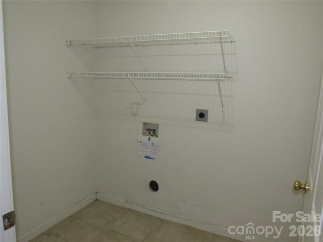 200 Park Place, Morganton, NC 28655