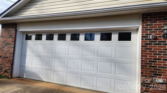 200 Park Place, Morganton, NC 28655