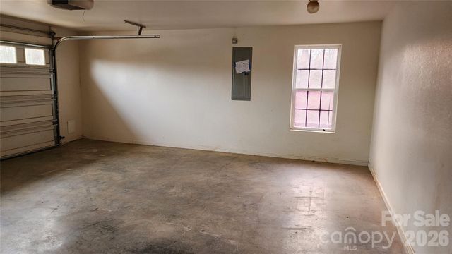 200 Park Place, Morganton, NC 28655