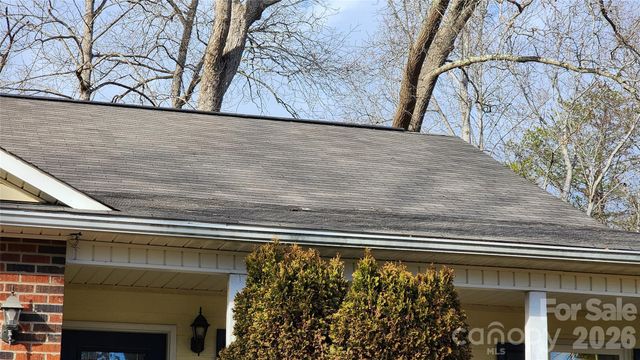 200 Park Place, Morganton, NC 28655