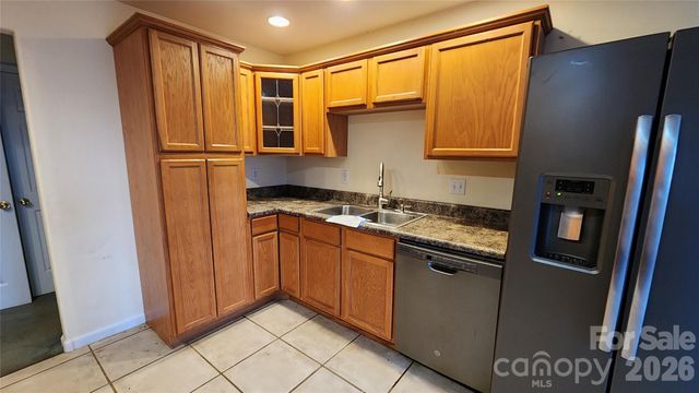 200 Park Place, Morganton, NC 28655