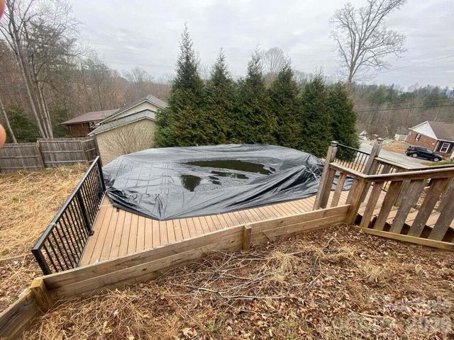200 Park Place, Morganton, NC 28655