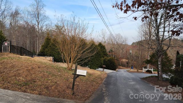 200 Park Place, Morganton, NC 28655