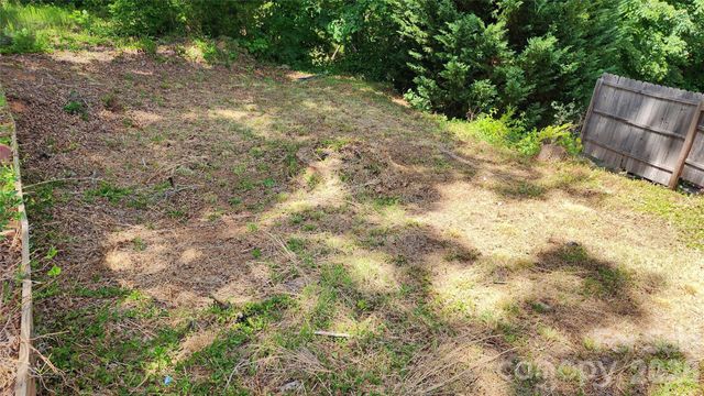 200 Park Place, Morganton, NC 28655