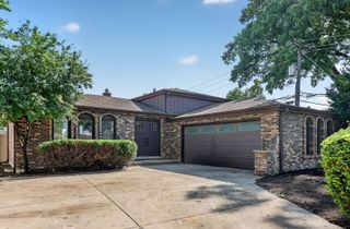 216 W Kimbell Avenue, Elmhurst, IL 60126