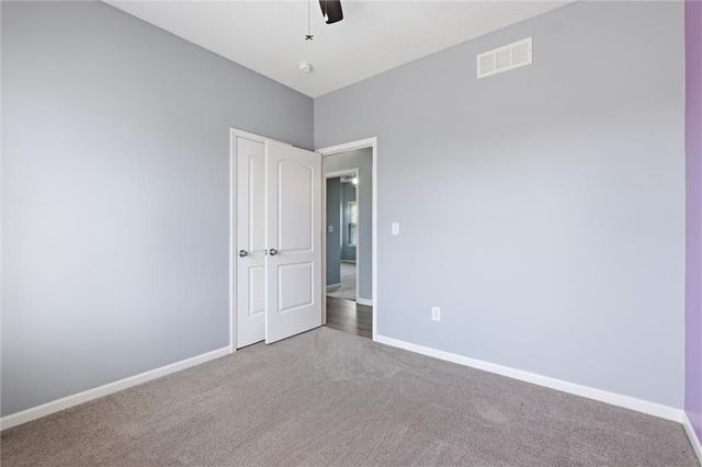 1501 N 6th Street E, Louisburg, KS 66053