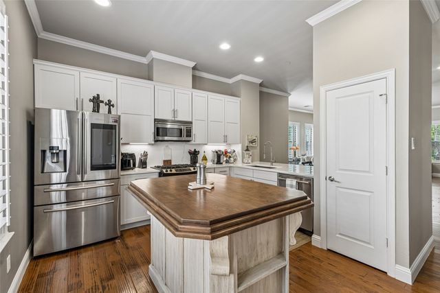 600 E Bluff Street, Fort Worth, TX 76102
