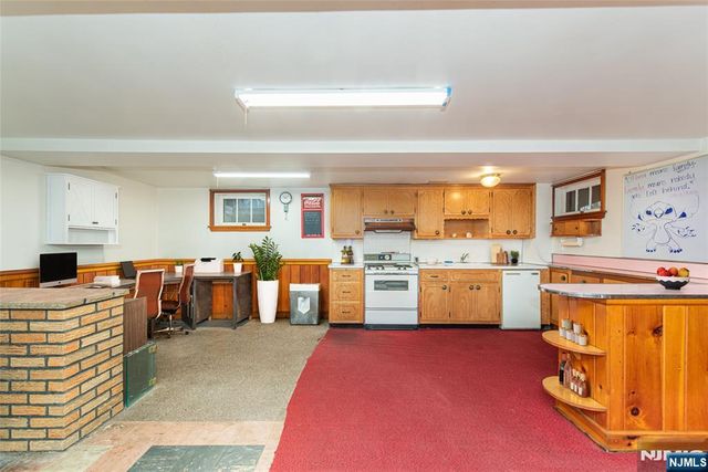 685 Blanch Avenue, Norwood, NJ 07648