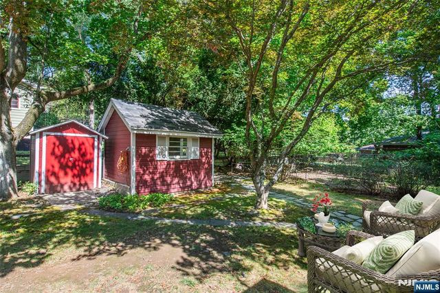 685 Blanch Avenue, Norwood, NJ 07648