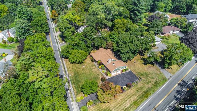 685 Blanch Avenue, Norwood, NJ 07648