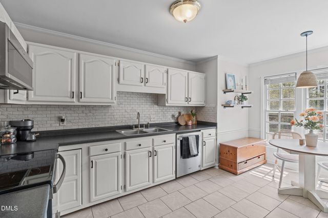 105 Greenmont Lane, Cary, NC 27511